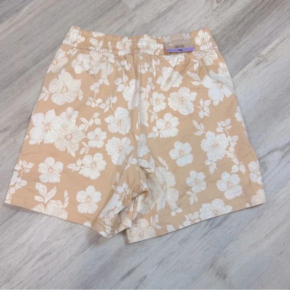Jach’s Girlfriend Satin Chino Shorts - Picture 2 of 3